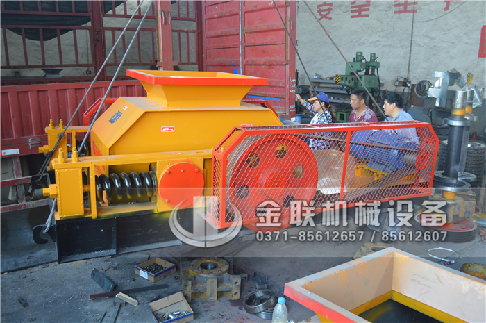 玻璃破碎用雙齒輥破碎機(jī)好嗎,購(gòu)買(mǎi)一臺(tái)需要多少錢(qián)? 玻璃破碎用雙齒輥破碎機(jī)好嗎,購(gòu)買(mǎi)一臺(tái)需要多少錢(qián)?