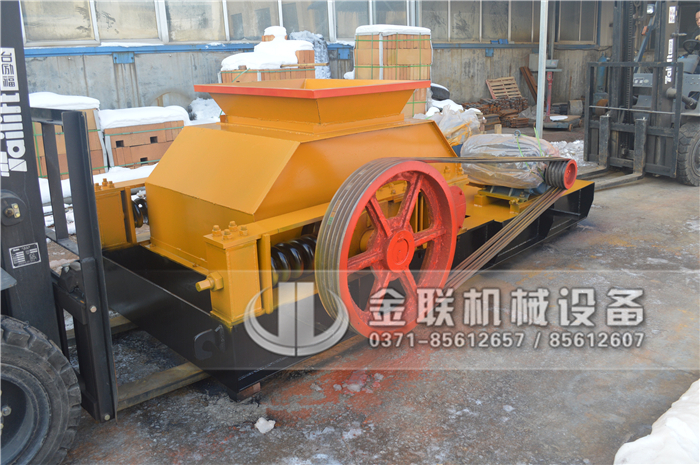 破碎陶瓷用狼牙破碎機怎么樣，購買一臺需要多少錢？