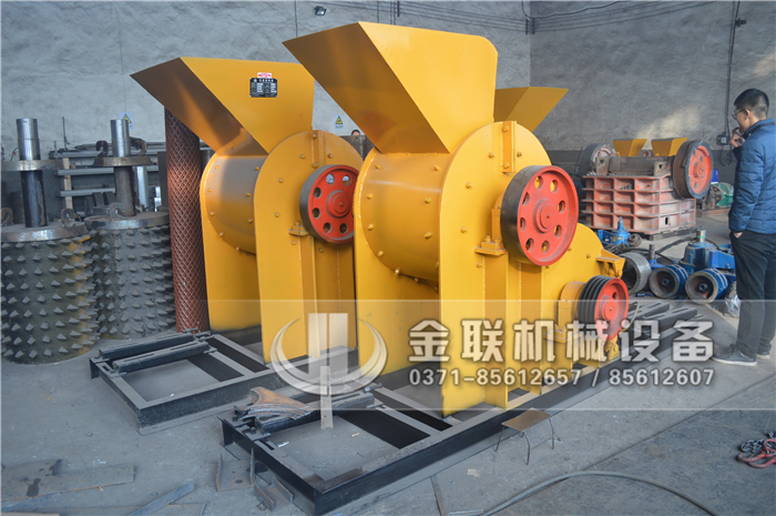 時(shí)產(chǎn)50噸煤泥粉碎機(jī)多少錢(qián)一臺(tái)，哪個(gè)型號(hào)合適使用？