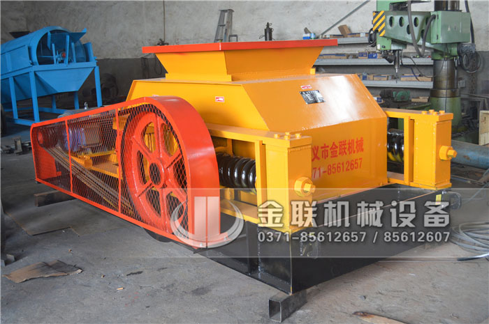 齒輥式破碎機使用壽命長嗎，進料粒度是多少？