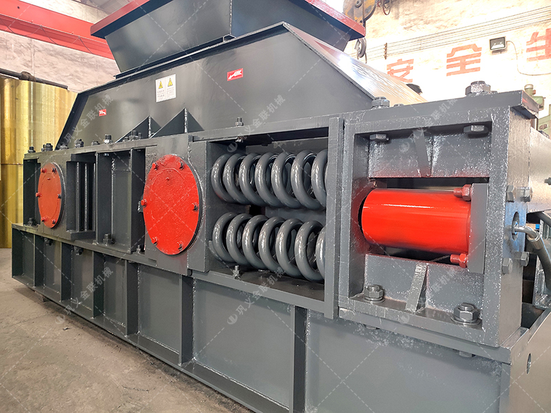 2PG1208大型對輥破碎機設(shè)備發(fā)往內(nèi)蒙古 