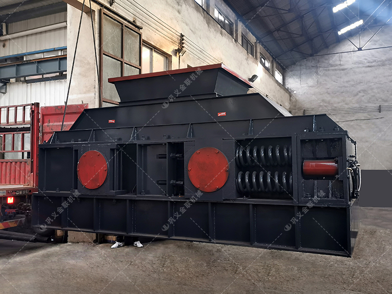 1500x1000型對輥破碎機發貨 破碎河卵石