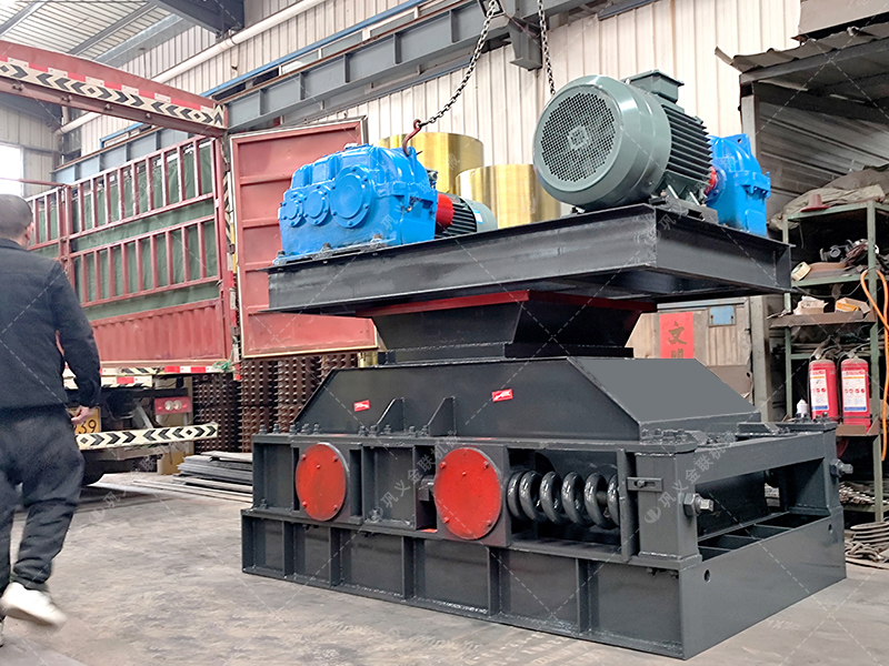 2PGC600X750雙齒輥破碎機發(fā)貨圖片_發(fā)往湖南婁底_破碎煤塊