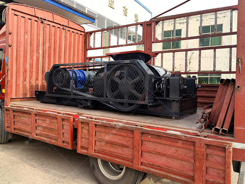 2PG400x400小型對輥破碎機發貨圖片_發往廣西雨林_破碎沙子 2PG400x400小型對輥破碎機發貨圖片_發往廣西雨林_破碎沙子