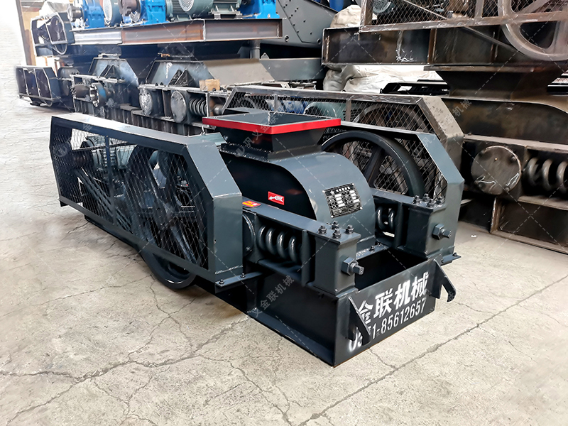 2PG400X400小型對輥破碎機發貨圖片_發往山東鄹平_破碎焦炭