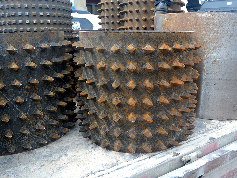 看雙齒輥破碎機如何將原料 “變廢為寶”，鑄就高利潤顆粒塊